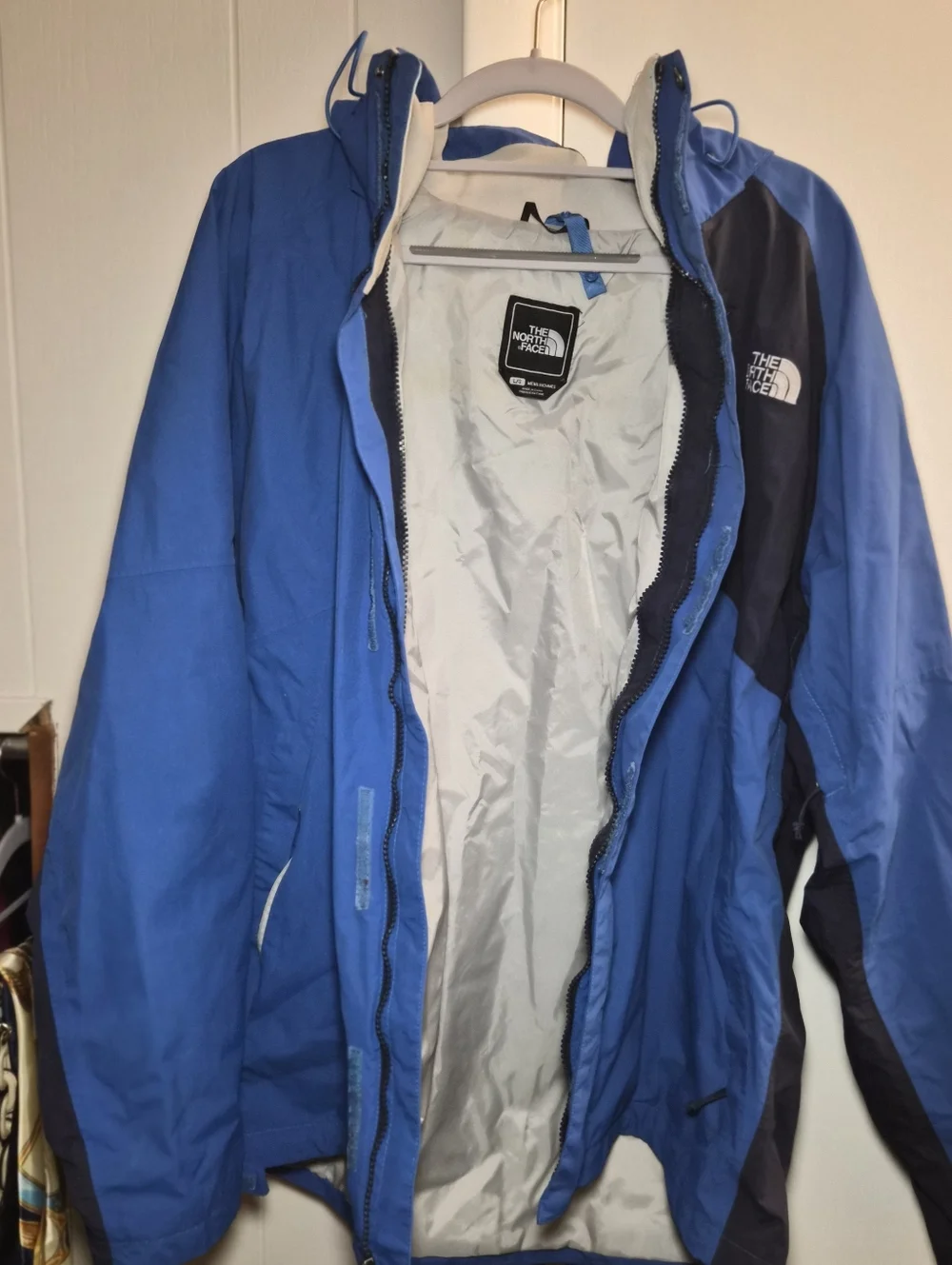 The North Face HyVent Waterproof Mountain lightWT Parka Shell –PRISTINE  Men’s M